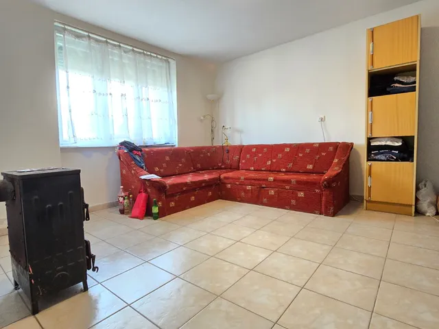 Eladó ház Oroszló 70 nm