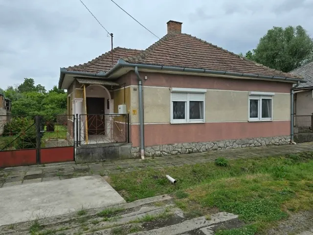 Eladó ház Dombóvár 70 nm