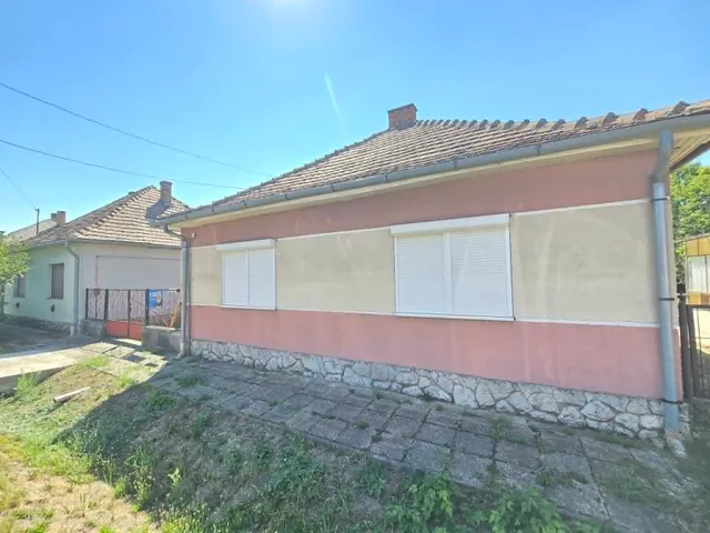 Eladó ház Dombóvár 70 nm