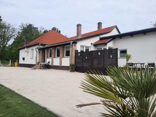 Eladó ház Marcali 160 nm
