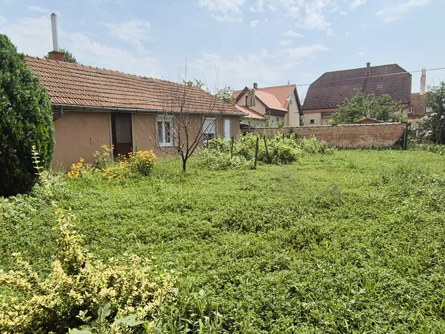 Eladó ház Kecskemét, Petőfiváros 110 nm