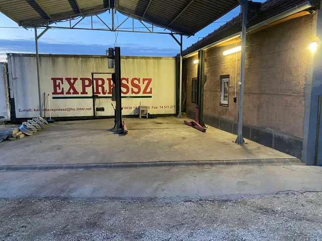 Eladó kereskedelmi és ipari ingatlan Kecskemét 60 nm