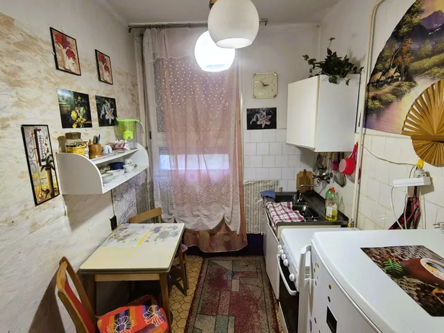 Eladó lakás Kecskemét, Belváros, Rávágy tér 54 nm