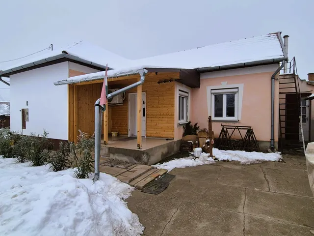 Eladó ház Nagykőrös 75 nm