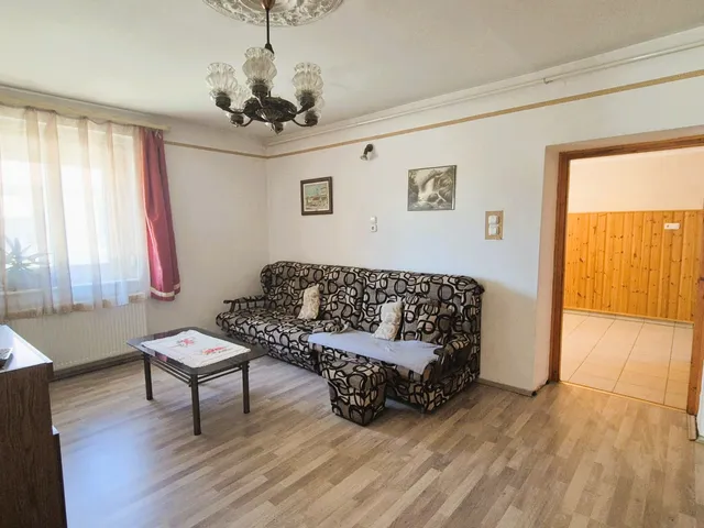 Eladó ház Lakitelek 120 nm