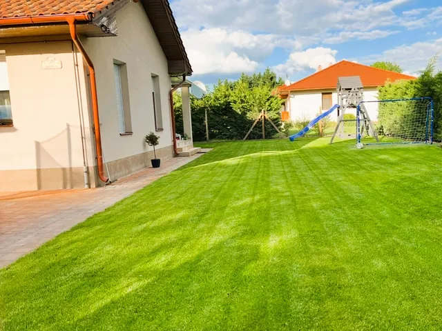 Eladó ház Kecskemét, Kadafalva 100 nm