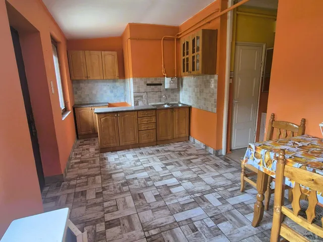Eladó lakás Kecskemét, Műkertváros 48 nm