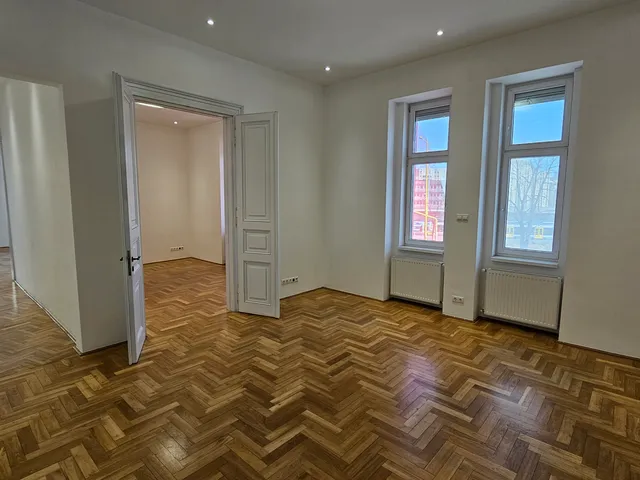 Eladó lakás Budapest XII. kerület, Krisztinaváros XII. ker., Alkotás utca 102 nm