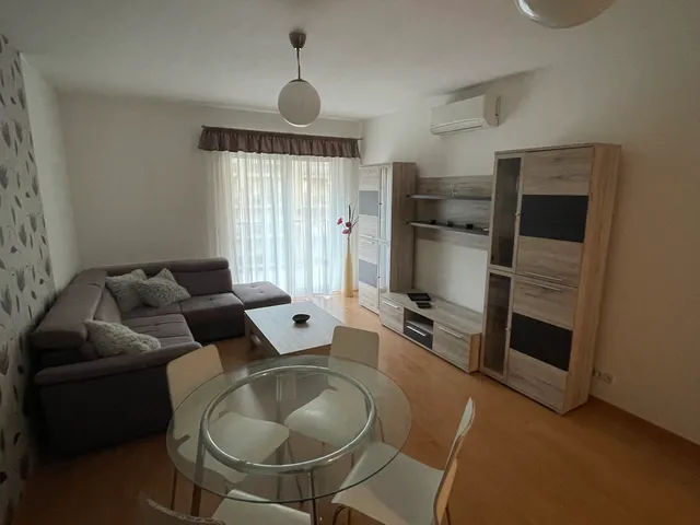 Eladó lakás Budapest VIII. kerület, Népszínháznegyed, Kun utca 55 nm