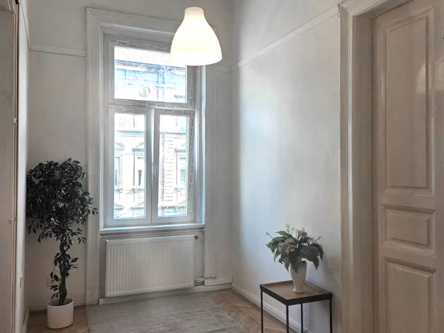 Eladó lakás Budapest VII. kerület, Ligetváros, Thököly út 70 nm