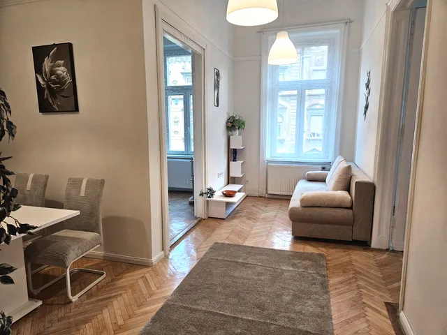 Eladó lakás Budapest VII. kerület, Ligetváros, Thököly út 70 nm