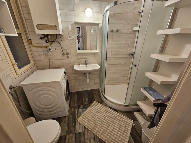 Eladó lakás Budapest VIII. kerület, Corvin negyed, Harminckettesek tere  71 nm