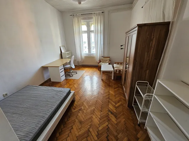 Eladó lakás Budapest VIII. kerület, Corvin negyed, Harminckettesek tere  71 nm