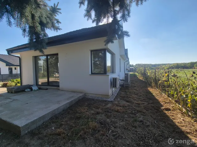 Eladó ház Szombathely, Újperint, Temesvár 9 89 nm