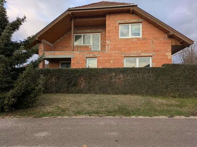 Eladó ház Halászi 105 nm