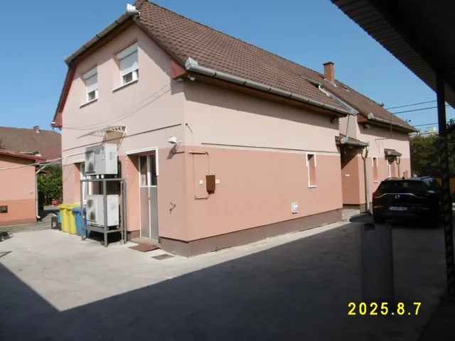 Eladó ház Miskolc, Győri kapu 190 nm