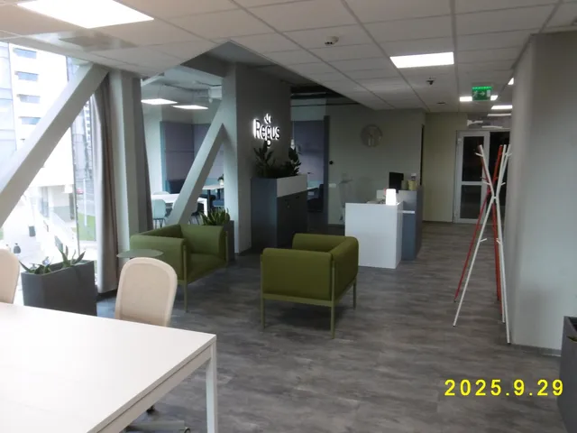 Kiadó kereskedelmi és ipari ingatlan Miskolc, Belváros 1 nm