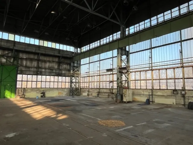 Eladó kereskedelmi és ipari ingatlan Miskolc 1424 nm