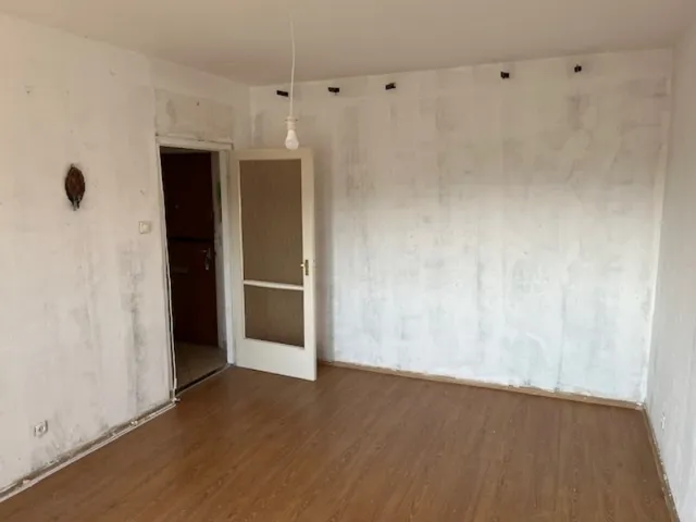 Eladó lakás Miskolc, Diósgyőr 28 nm