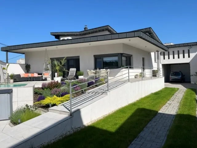 Eladó ház Miskolc 233 nm