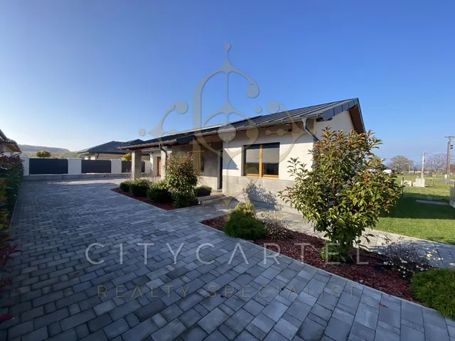 Eladó ház Balatonkeresztúr 160 nm