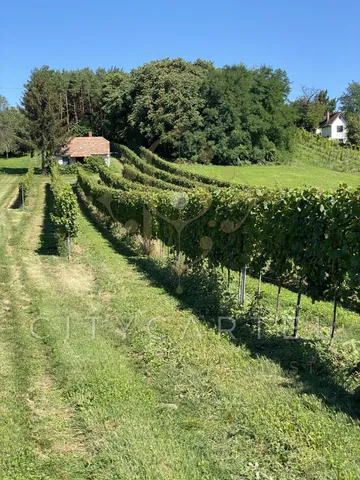 Eladó mezőgazdasági ingatlan Balatonkeresztúr 35 nm