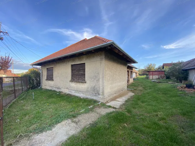 Eladó ház Balatonberény 100 nm