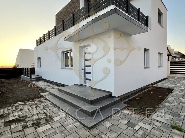 Eladó ház Siófok, Szabadifürdő 138 nm