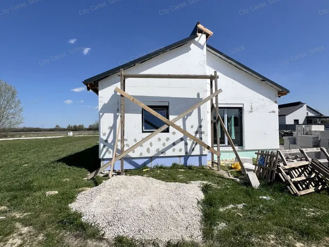 Eladó ház Balatonlelle 88 nm
