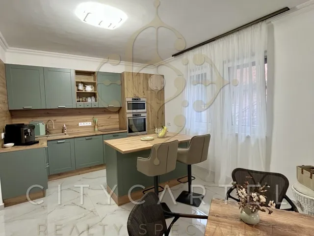 Eladó lakás Balatonboglár 120 nm