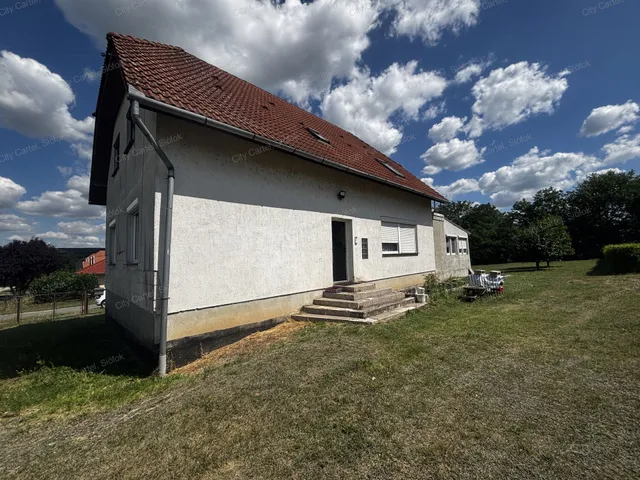 Eladó ház Szőlősgyörök 220 nm