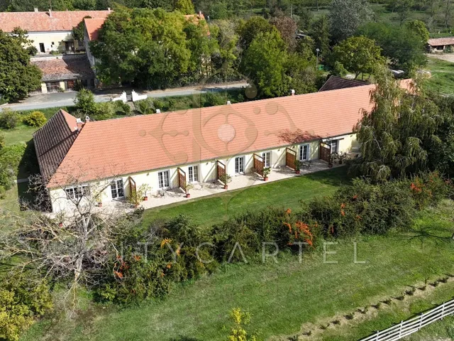Eladó ház Balatonlelle, Rádpuszta 450 nm