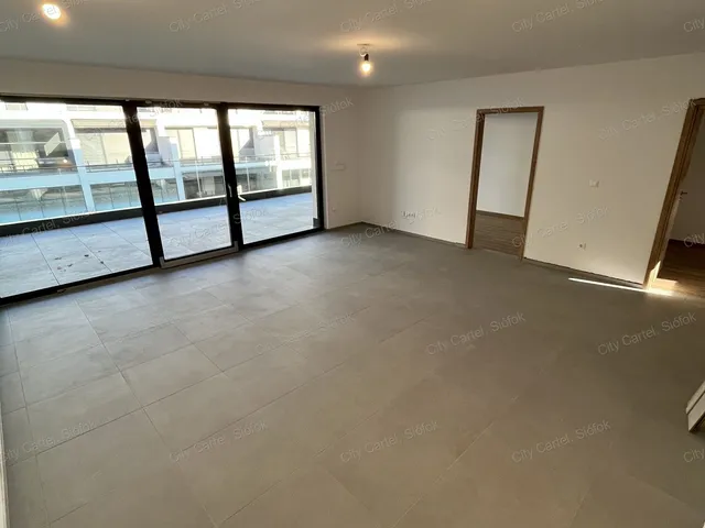 Eladó lakás Balatonszemes 82 nm