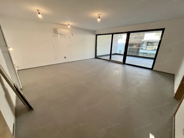 Eladó lakás Balatonszemes 84 nm