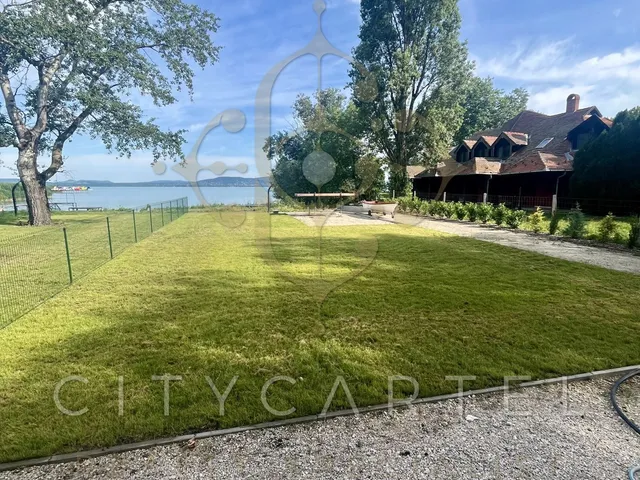 Eladó nyaraló Balatonboglár 54 nm