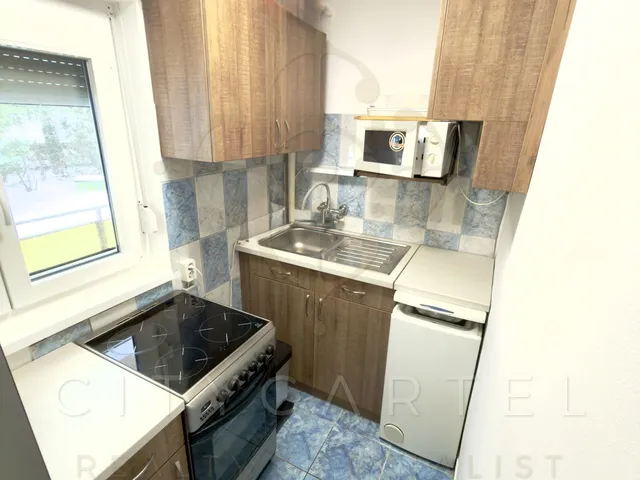 Eladó üdülő és hétvégi ház Balatonlelle 32 nm