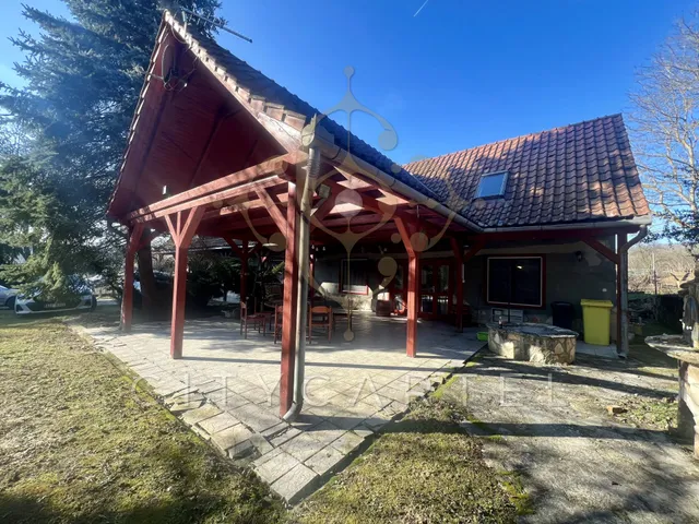 Eladó ház Somogybabod 180 nm