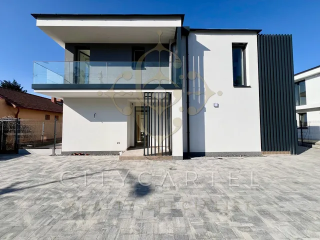 Eladó lakás Siófok, Aranypart 110 nm