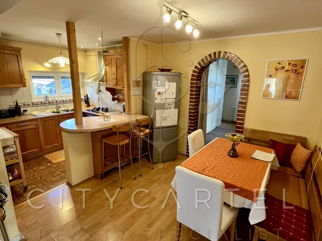 Eladó ház Balatonlelle 190 nm