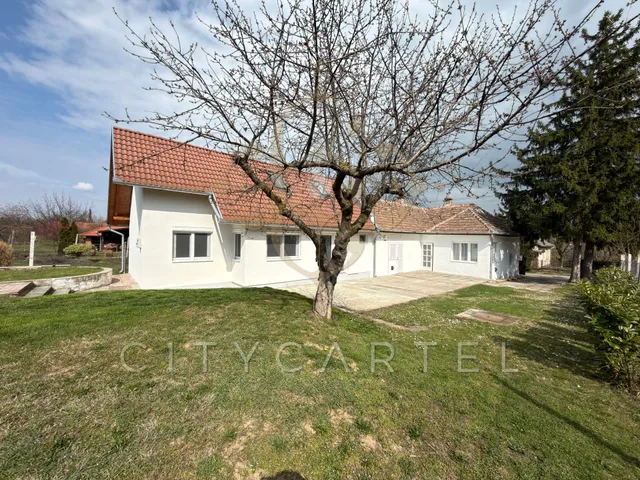 Eladó ház Balatonlelle 154 nm