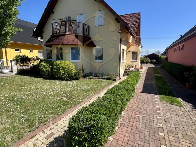 Eladó ház Balatonlelle 380 nm