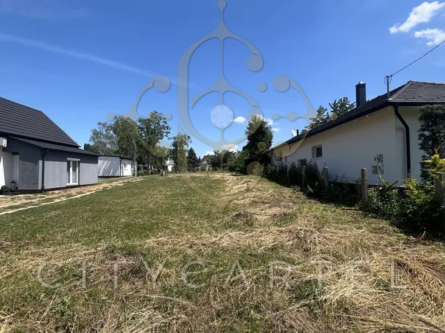 Eladó telek Balatonlelle 977 nm