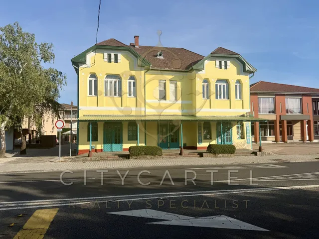 Eladó kereskedelmi és ipari ingatlan Balatonboglár 44 nm