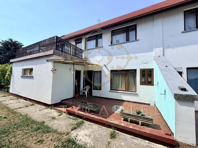 Eladó ház Balatonlelle 200 nm