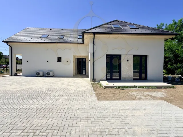 Eladó lakás Balatonlelle 70 nm