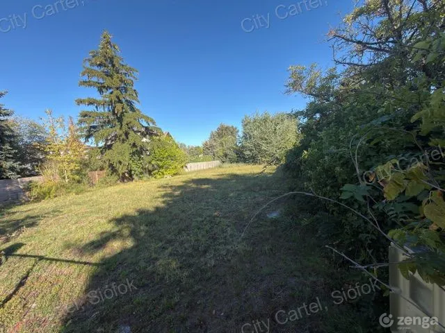 Eladó telek Zamárdi 1077 nm