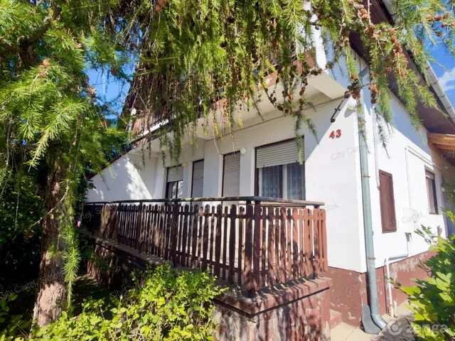 Eladó ház Balatonlelle 160 nm