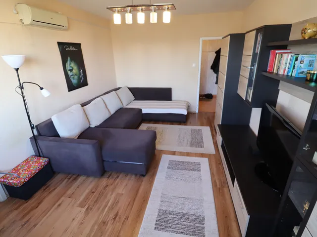 Eladó lakás Szeged, Felsőváros, Szilléri sugárút 42. 64 nm