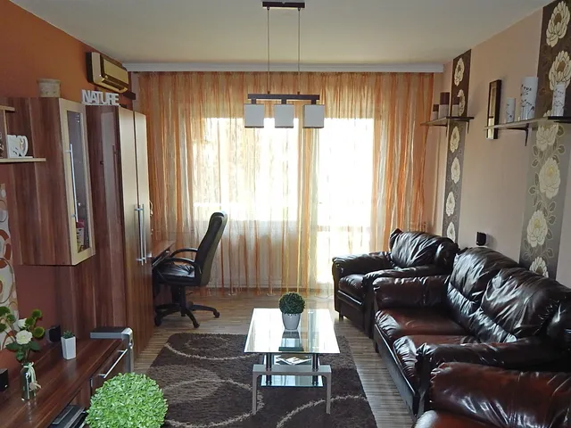 Eladó lakás Szeged, Északi városrész 55 nm