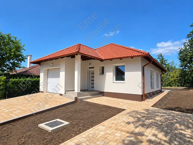 Eladó ház Érd, Fenyves-Parkváros 126 nm
